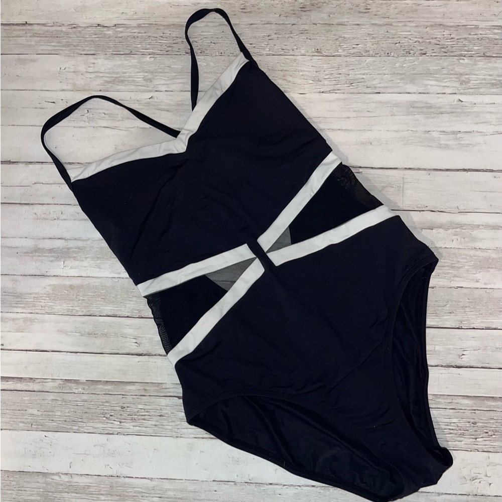 Blu by Rod Beattie Black and White sheer mesh panel One-Piece Swimsuit size 12